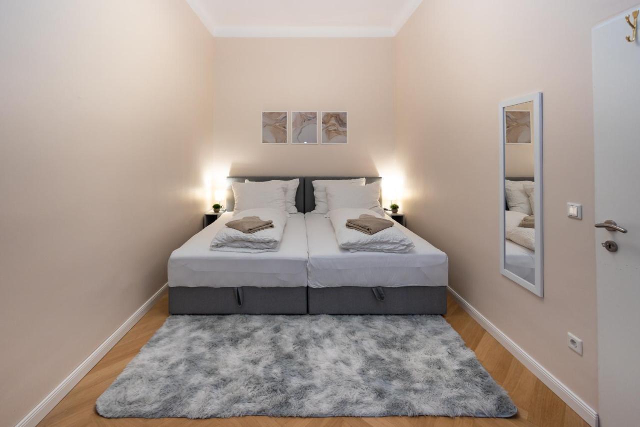 Charming Apartment Near Prater Wien Eksteriør billede